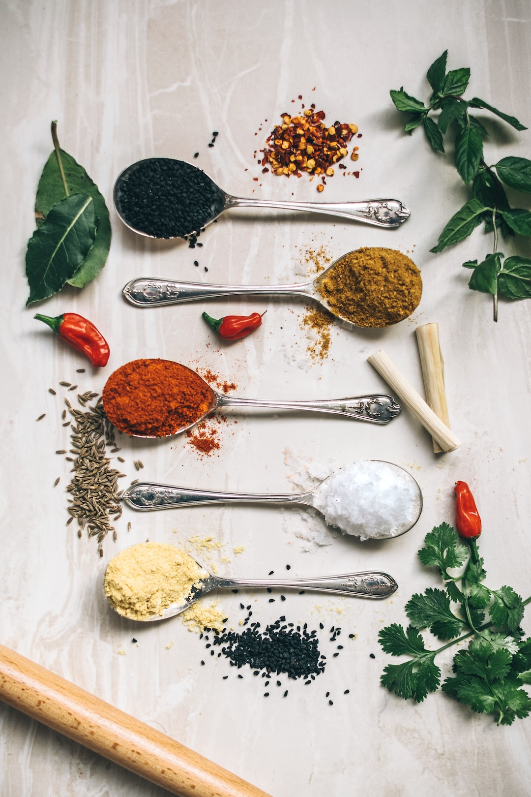 The Secret to Gorgeous Hair: The Benefits of Natural Ingredients in Nak Hair Care