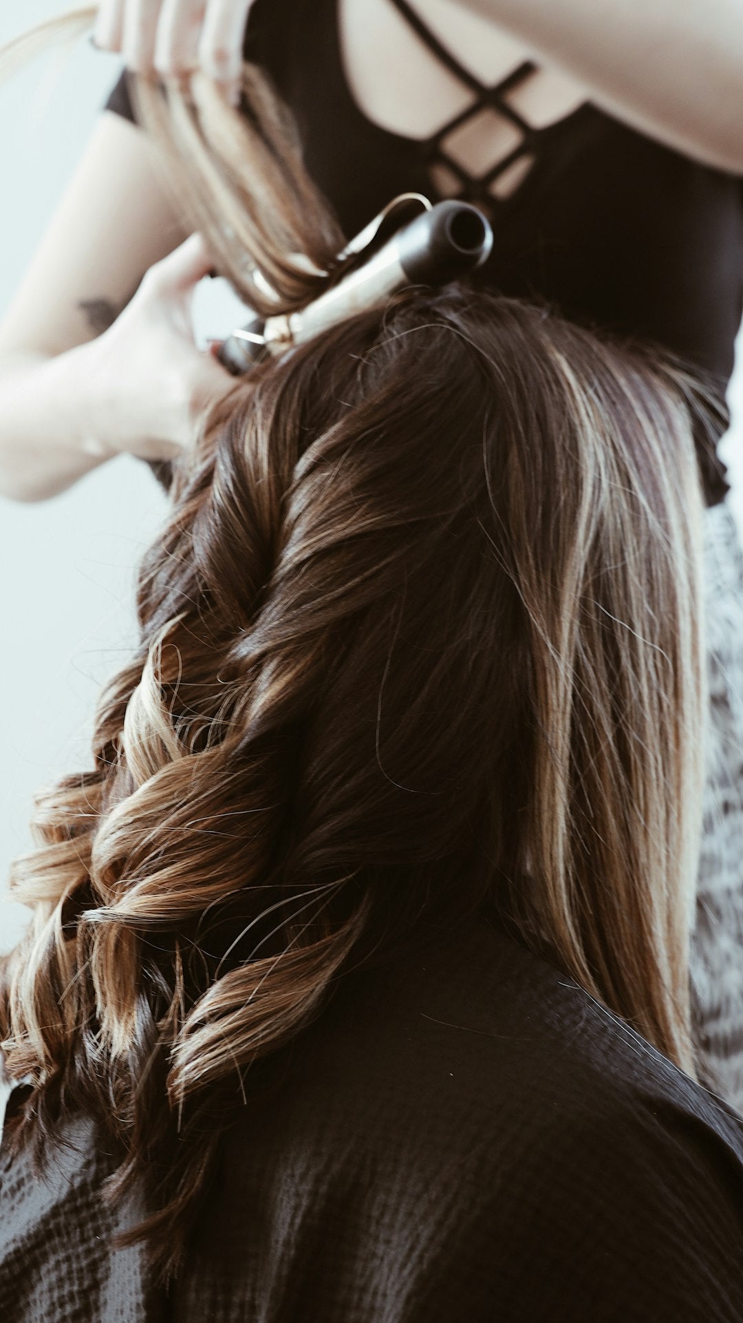The Ultimate Guide to Caring for Curly Hair with Nak Hair Care