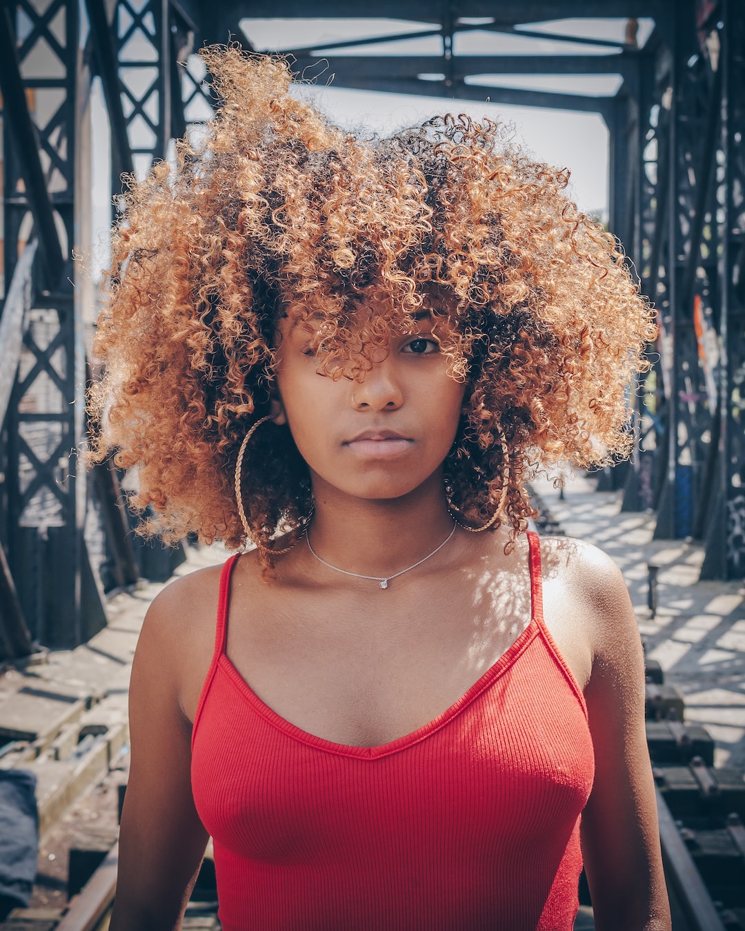Tame the Mane: Tips for Managing Frizzy Hair