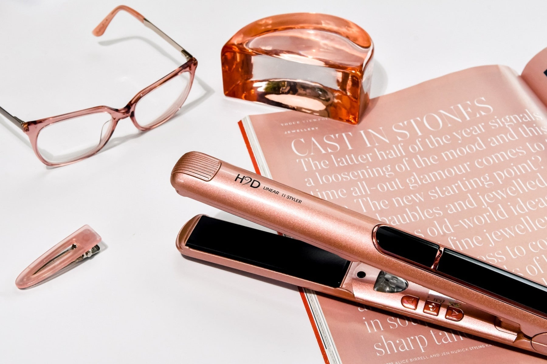 H2D Rose Gold Give your hair a luxury treatment with this professional hair straightener! - On Line Hair Depot